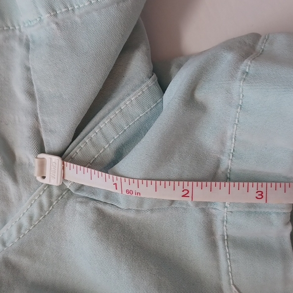 Vineyard Vines light green faded shorts size 4 - Picture 9 of 9